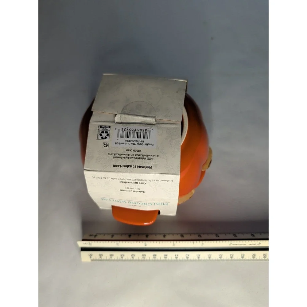 The Pioneer Woman Stoneware 2 Cup Pumpkin Cocotte with Lid, Orange Brand New